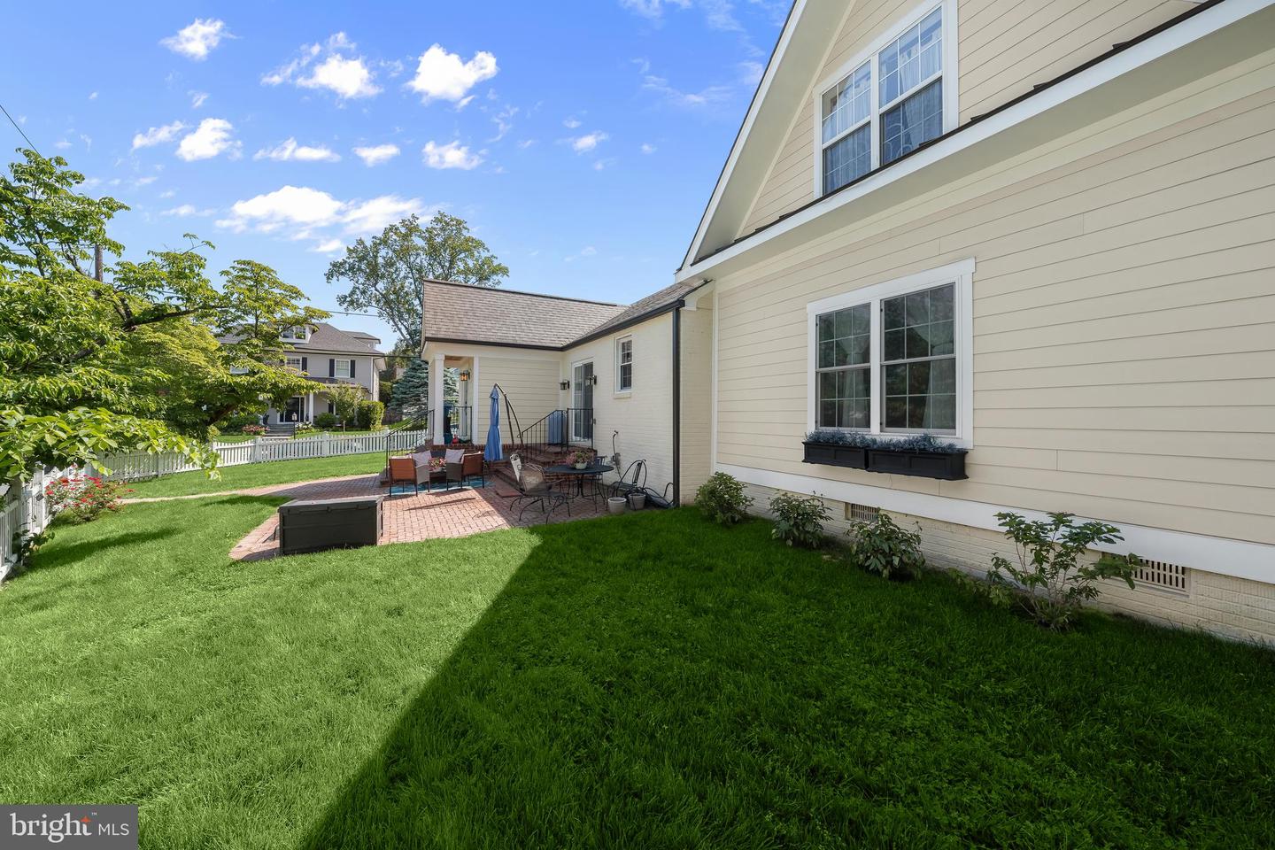 4908 BAYARD BLVD