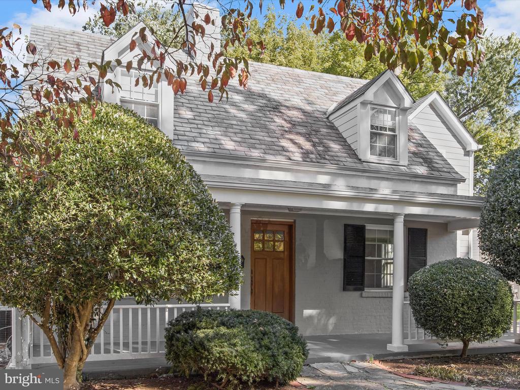 5409 GLENWOOD ROAD