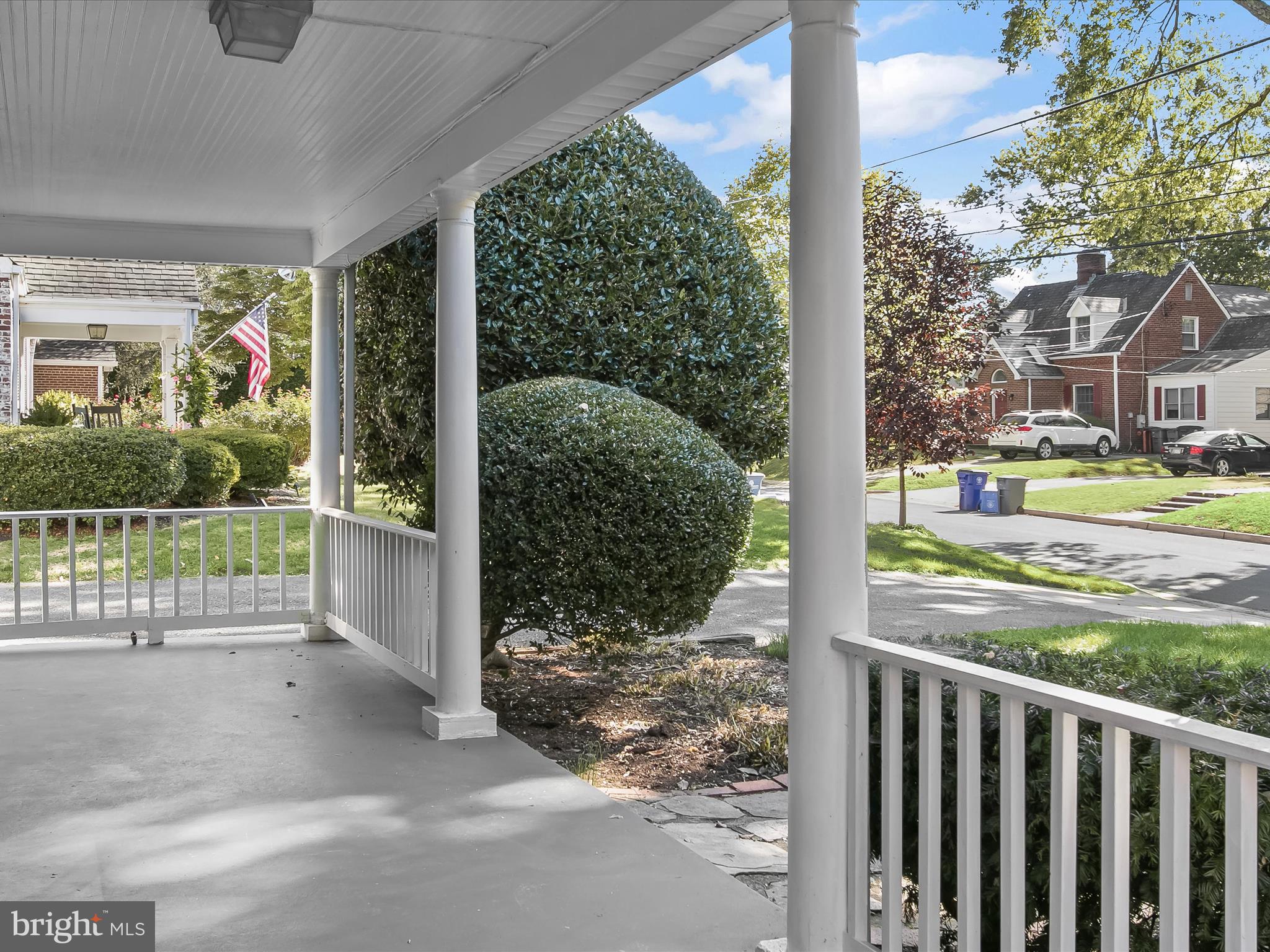 5409 GLENWOOD ROAD