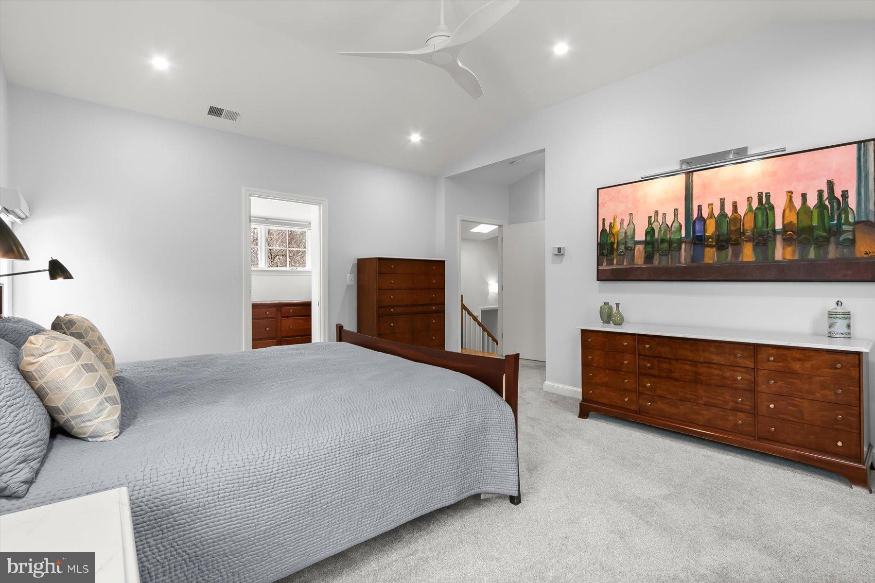 5628 MASSACHUSETTS AVENUE