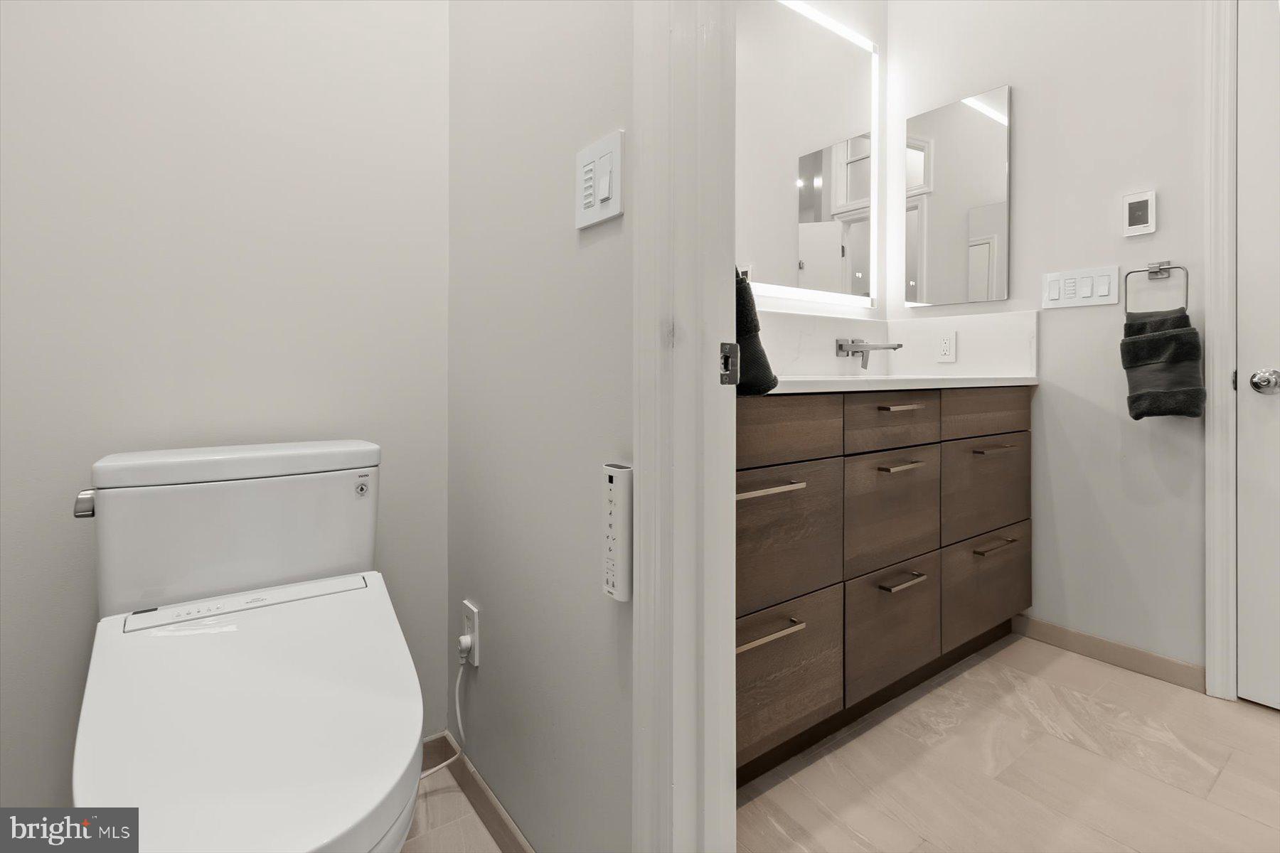 5628 MASSACHUSETTS AVENUE