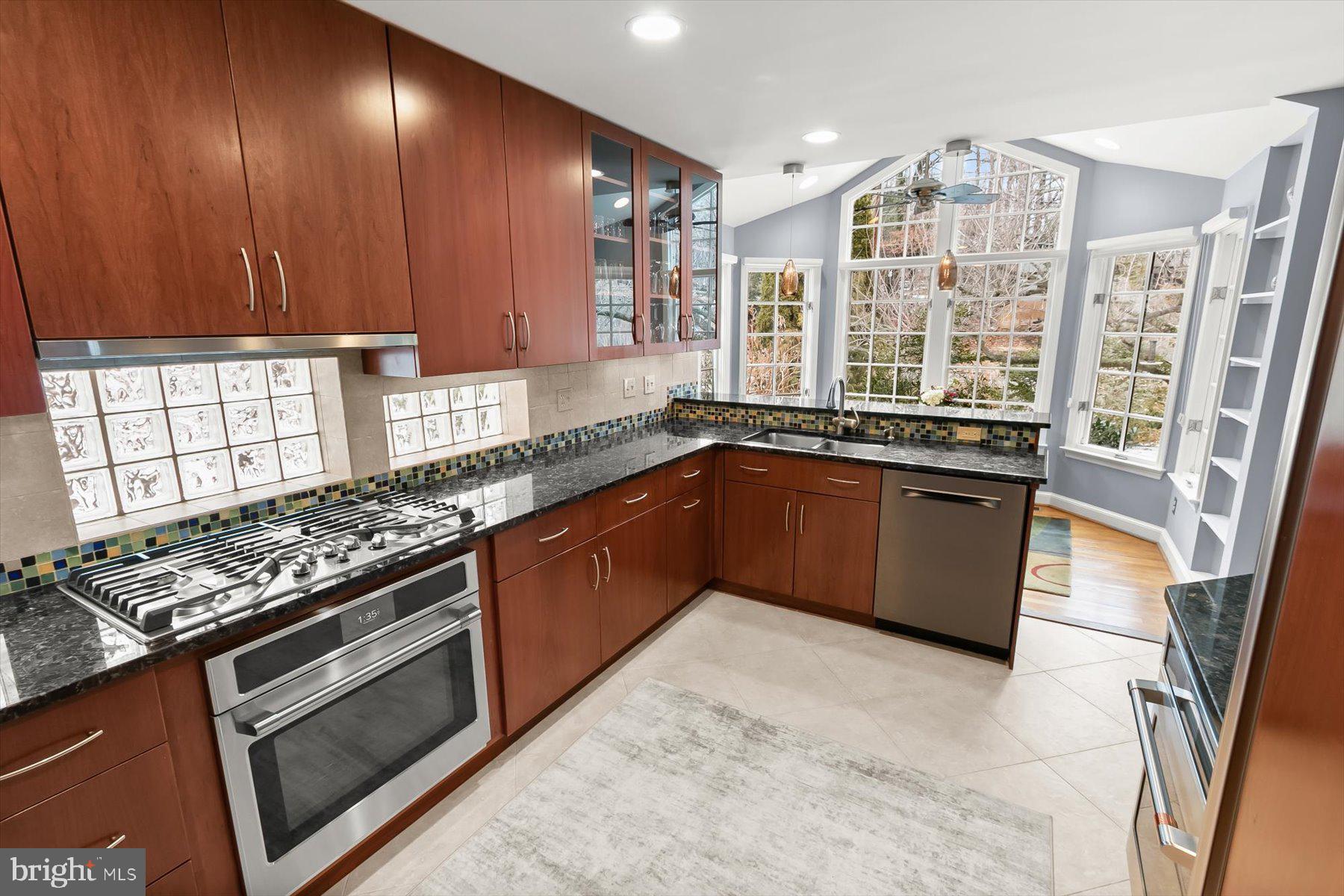 5628 MASSACHUSETTS AVENUE