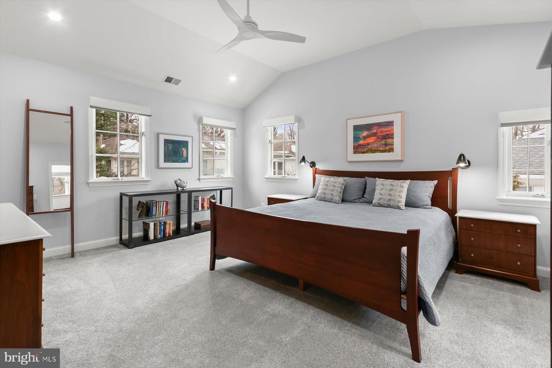 5628 MASSACHUSETTS AVENUE