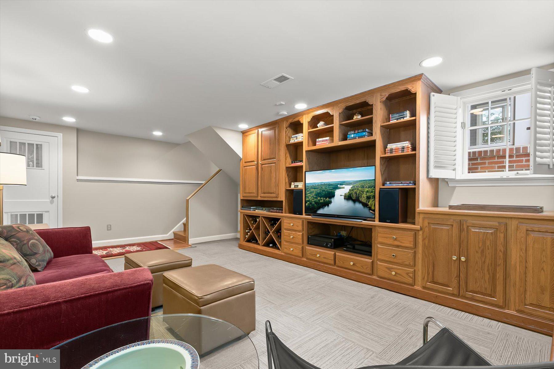 5628 MASSACHUSETTS AVENUE