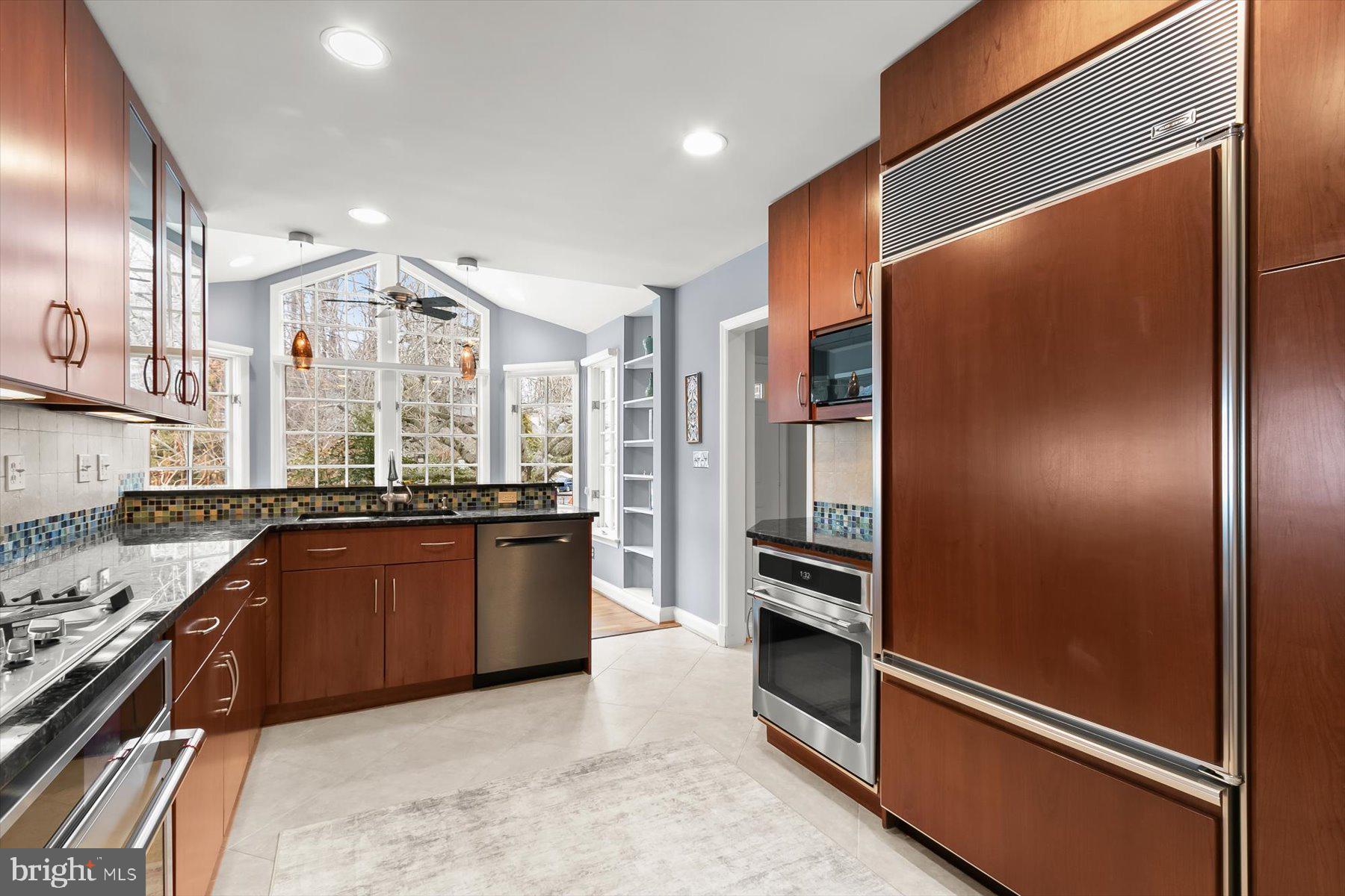 5628 MASSACHUSETTS AVENUE