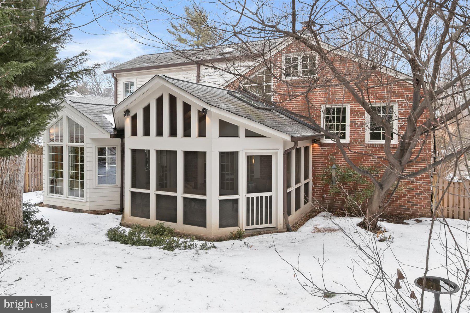 5628 MASSACHUSETTS AVENUE