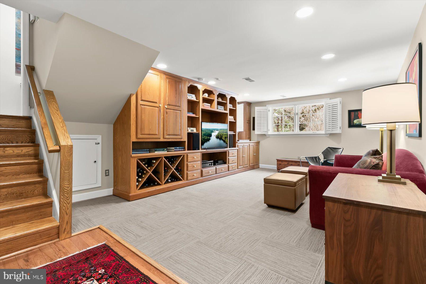 5628 MASSACHUSETTS AVENUE