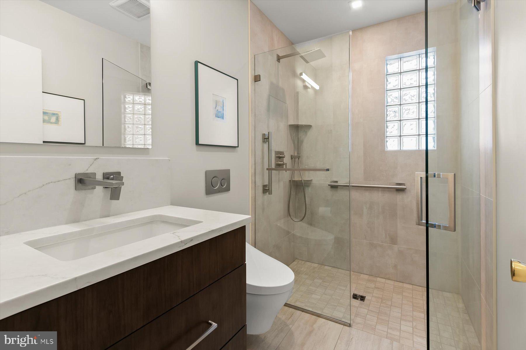 5628 MASSACHUSETTS AVENUE