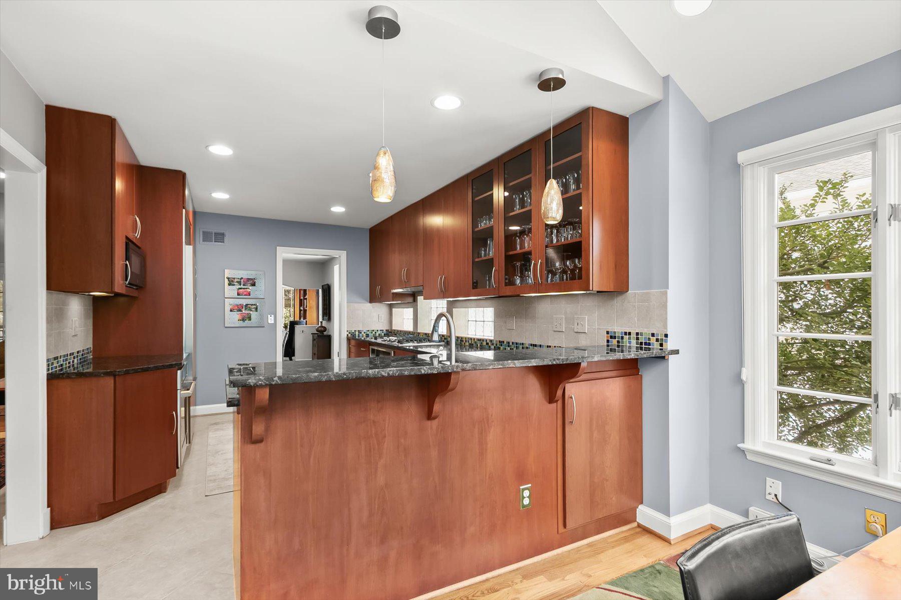 5628 MASSACHUSETTS AVENUE