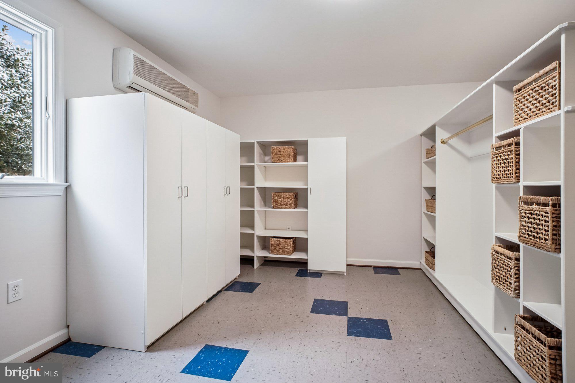 8512 BURNING TREE ROAD