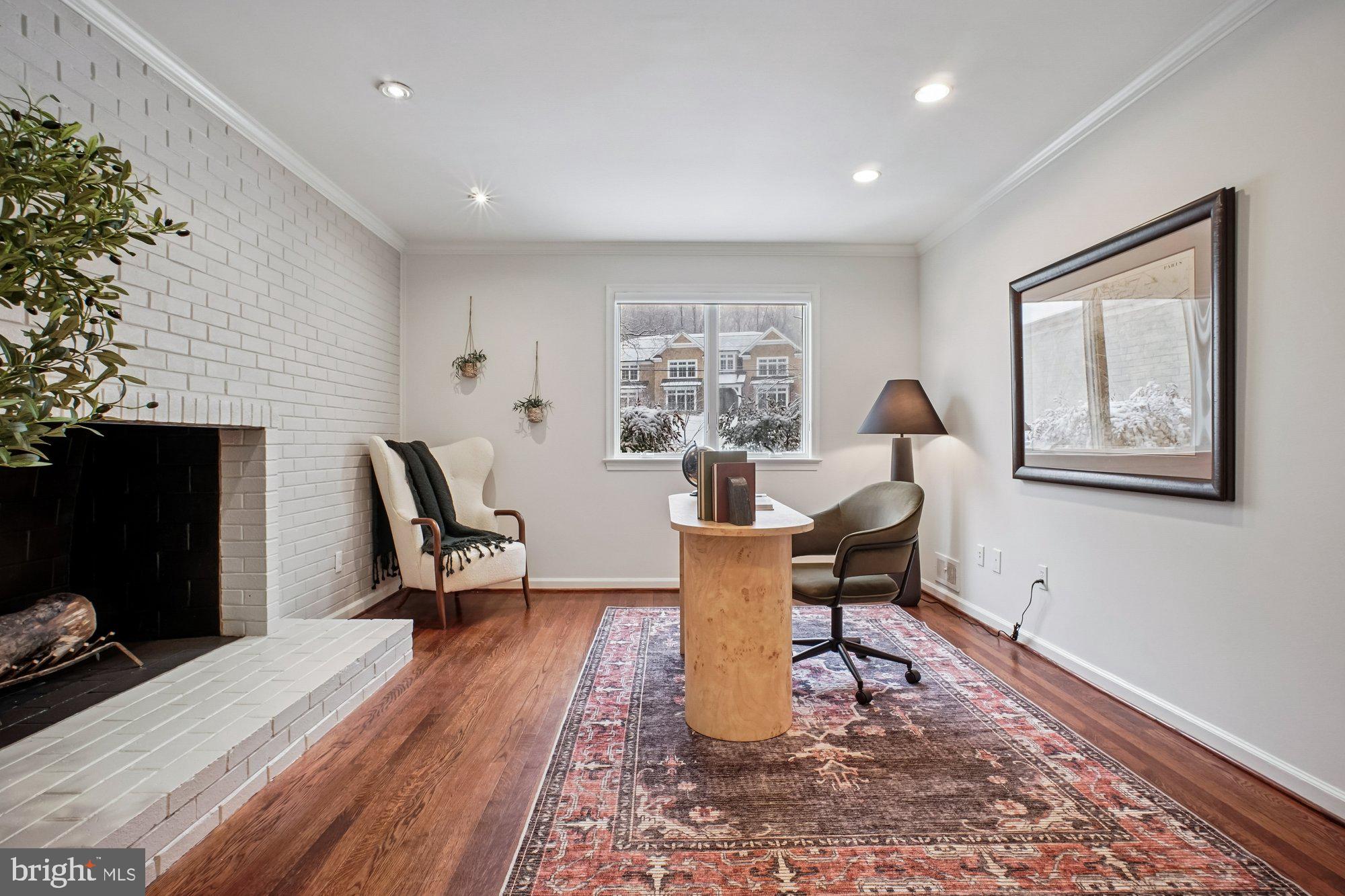 8512 BURNING TREE ROAD