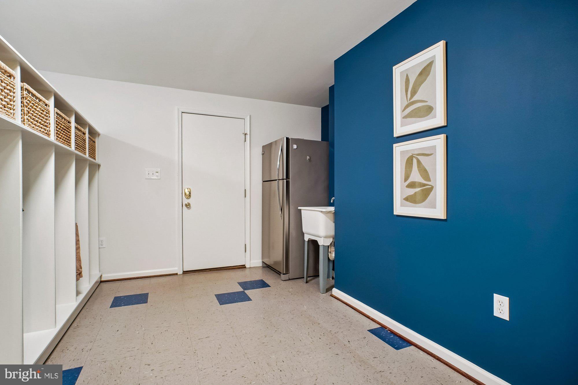 8512 BURNING TREE ROAD