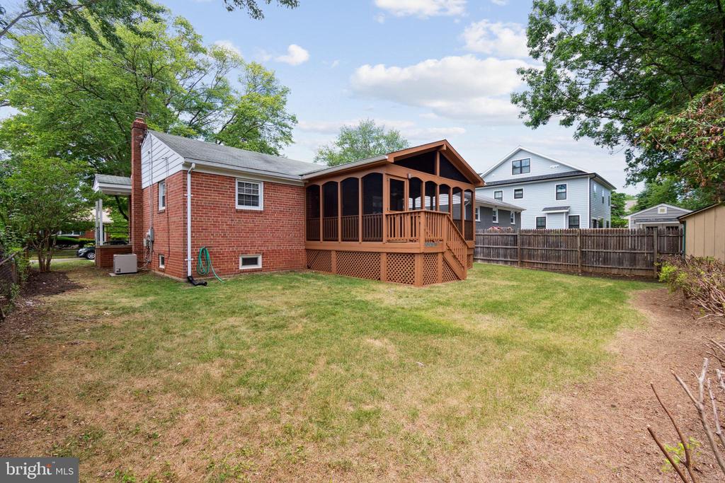 9923 MAYFIELD DRIVE