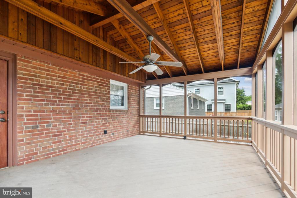 9923 MAYFIELD DRIVE