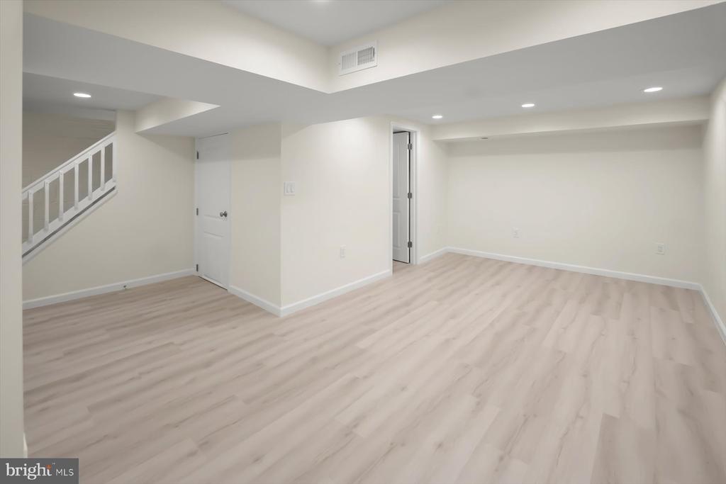 5920 WELBORN DRIVE