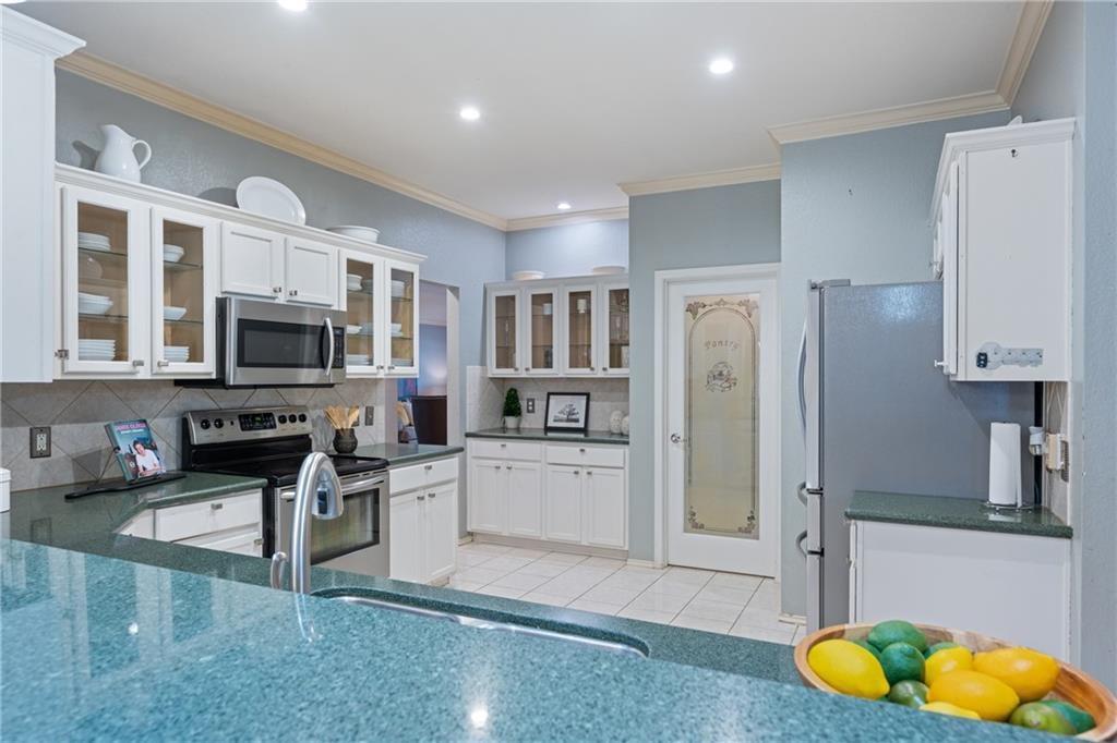 4103 Natural Bridge CT