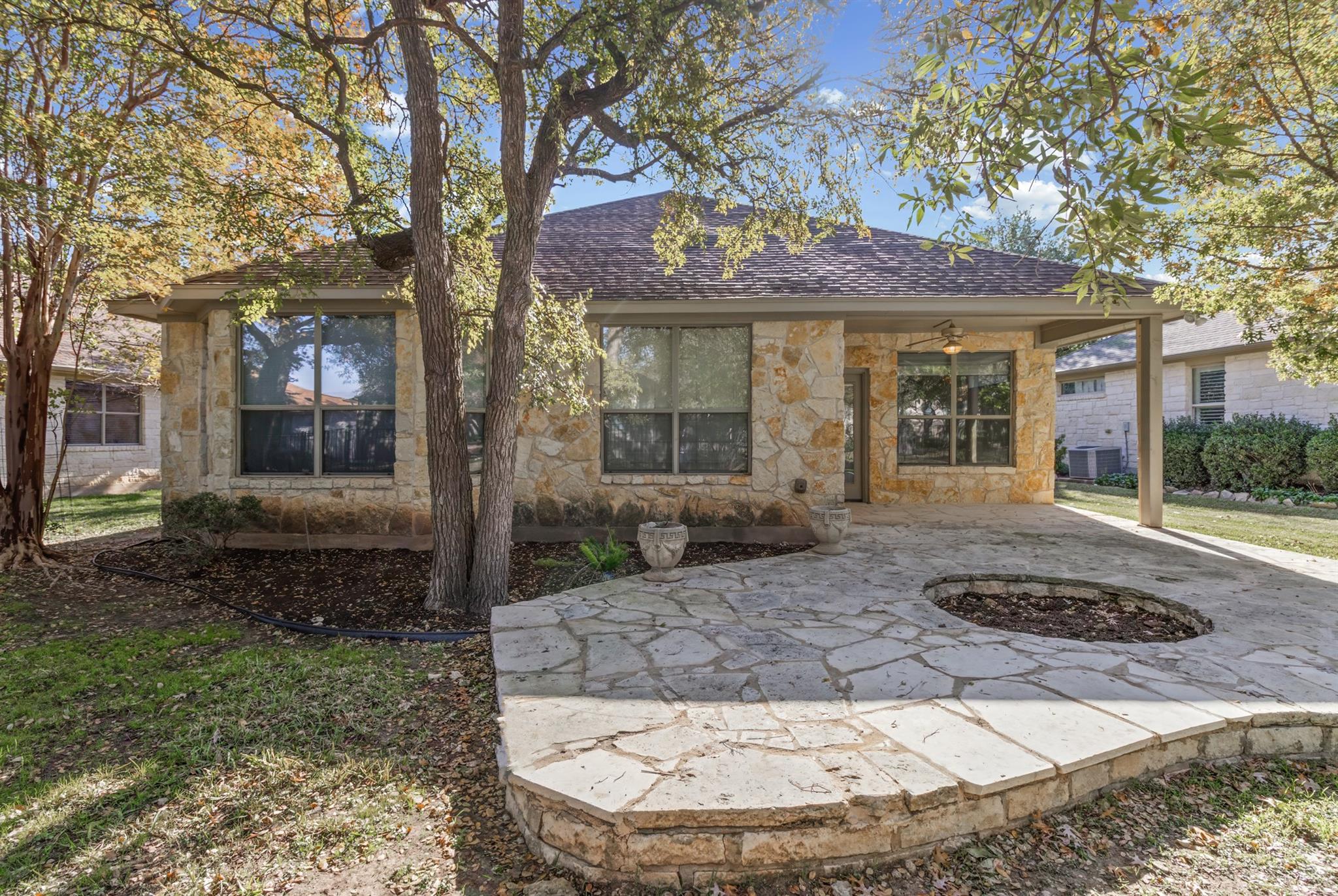 715 Enchanted Rock TRL