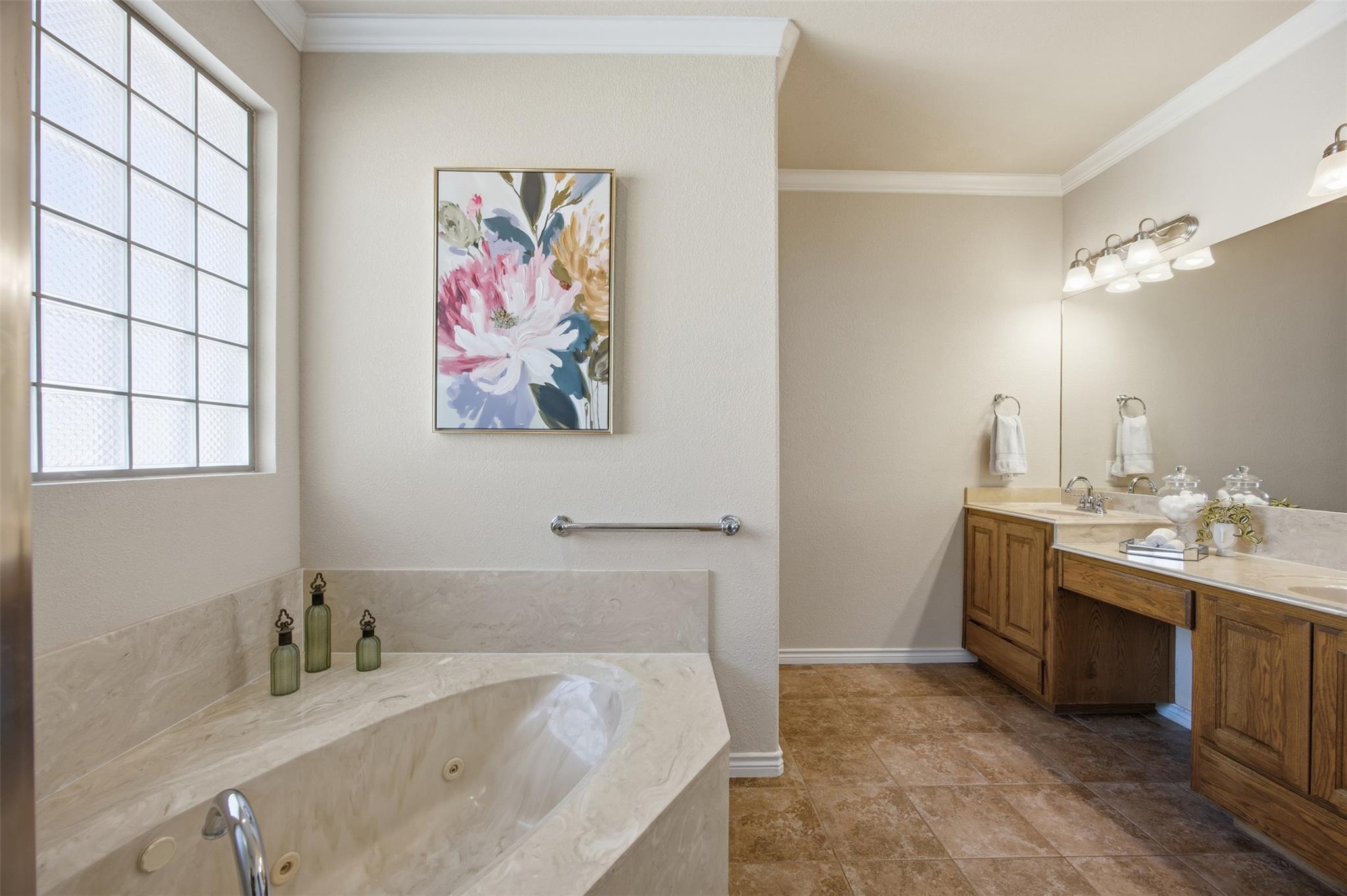 715 Enchanted Rock TRL