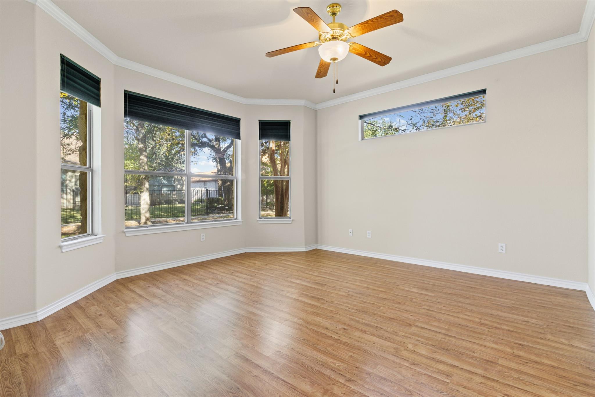 715 Enchanted Rock TRL