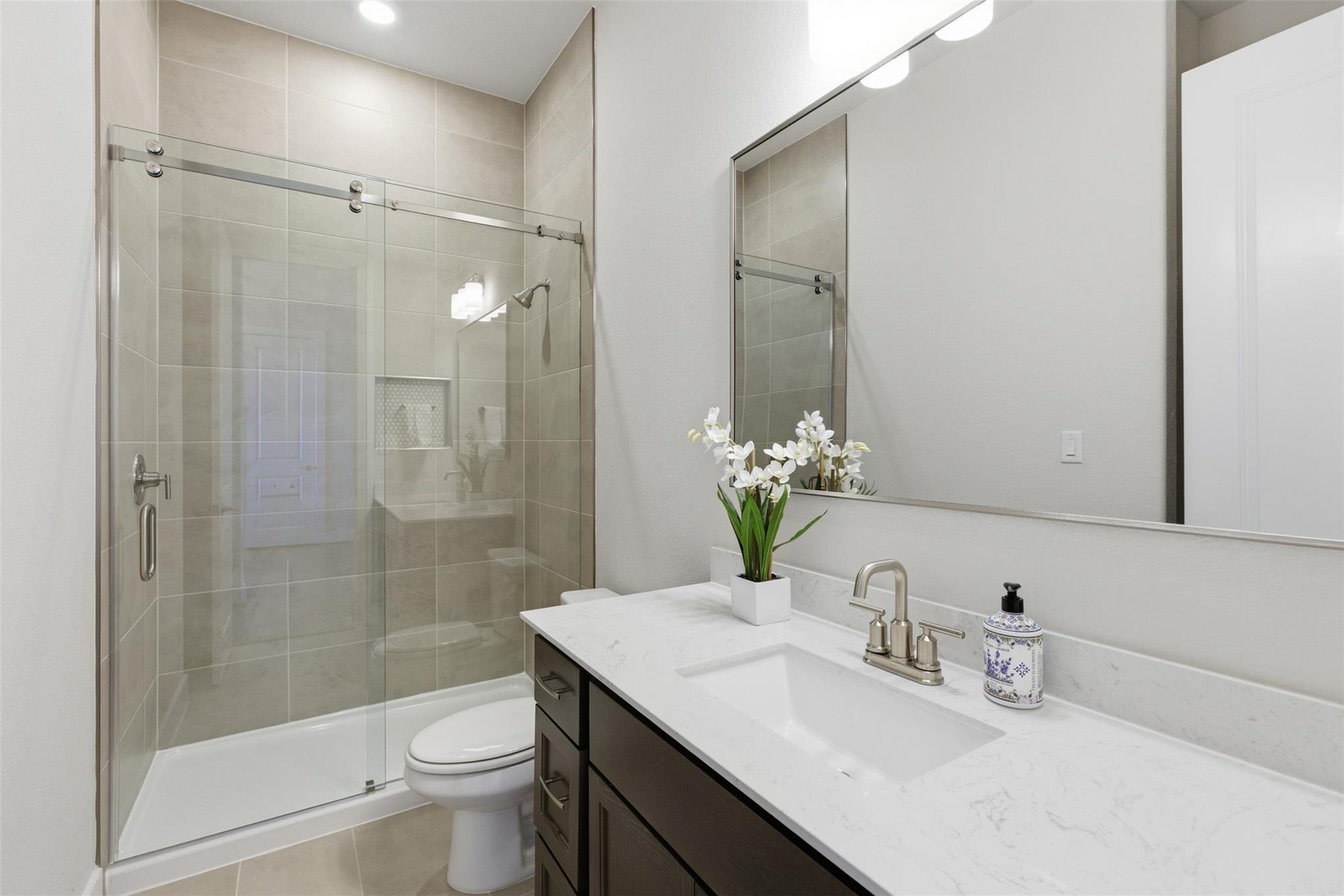 145 Twin Creekview LN