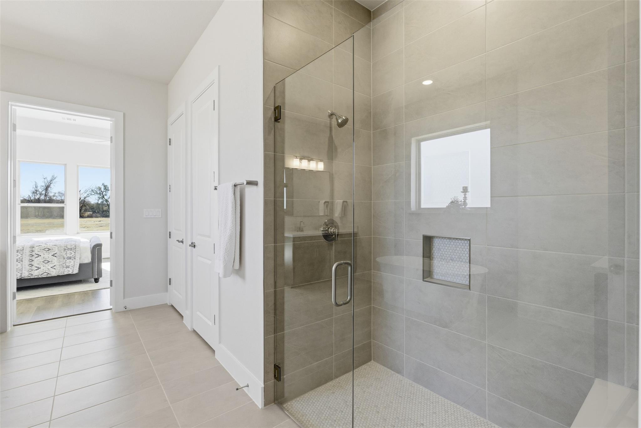 145 Twin Creekview LN