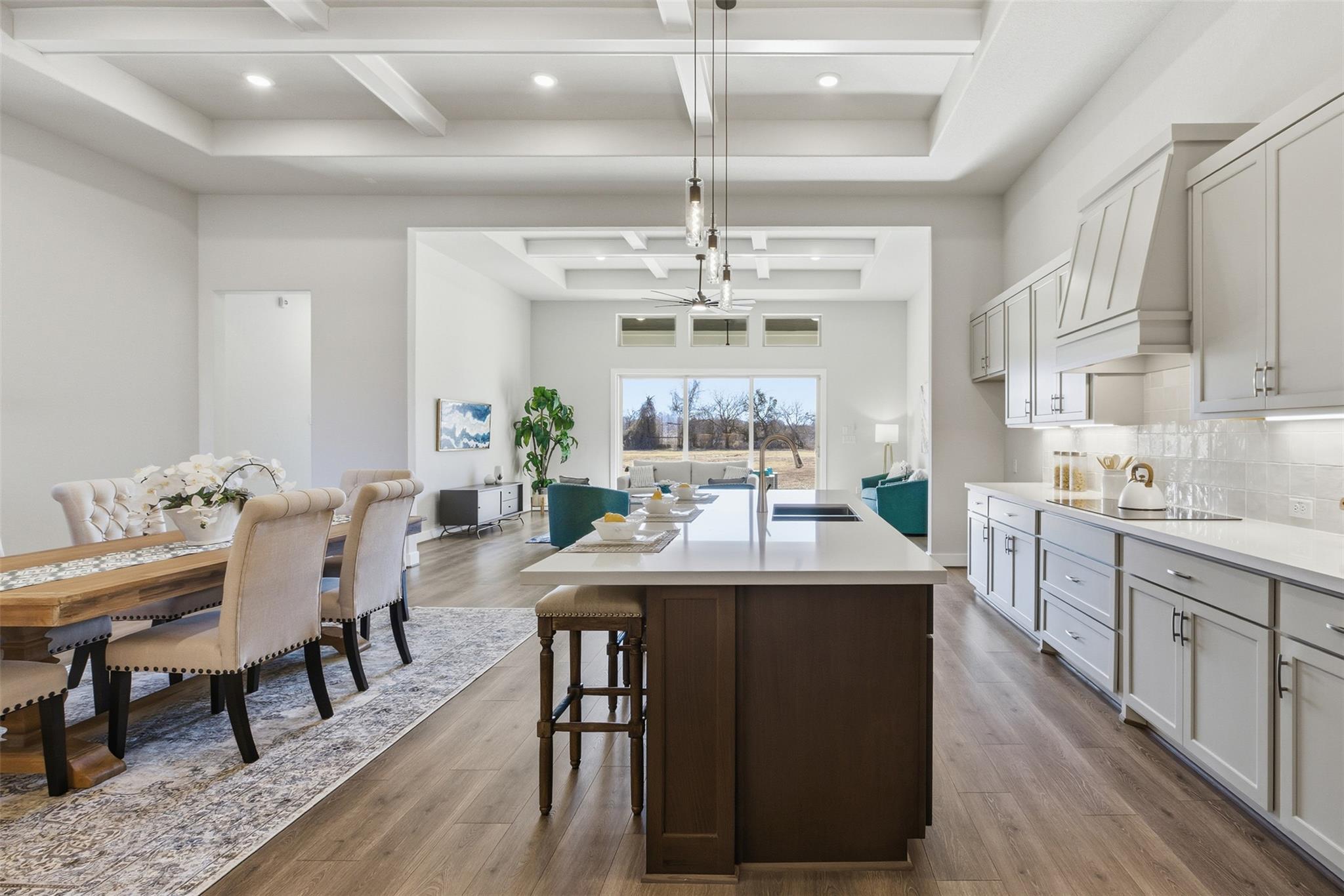 145 Twin Creekview LN