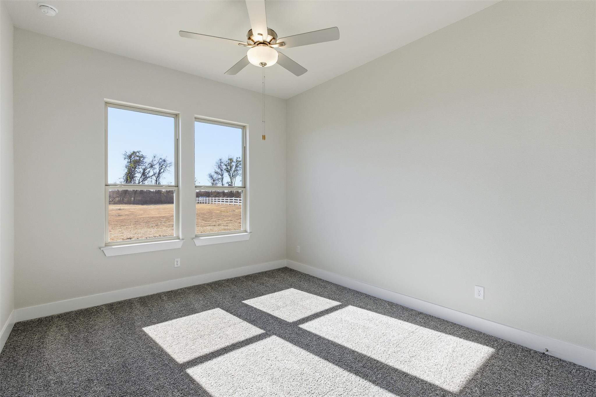 145 Twin Creekview LN