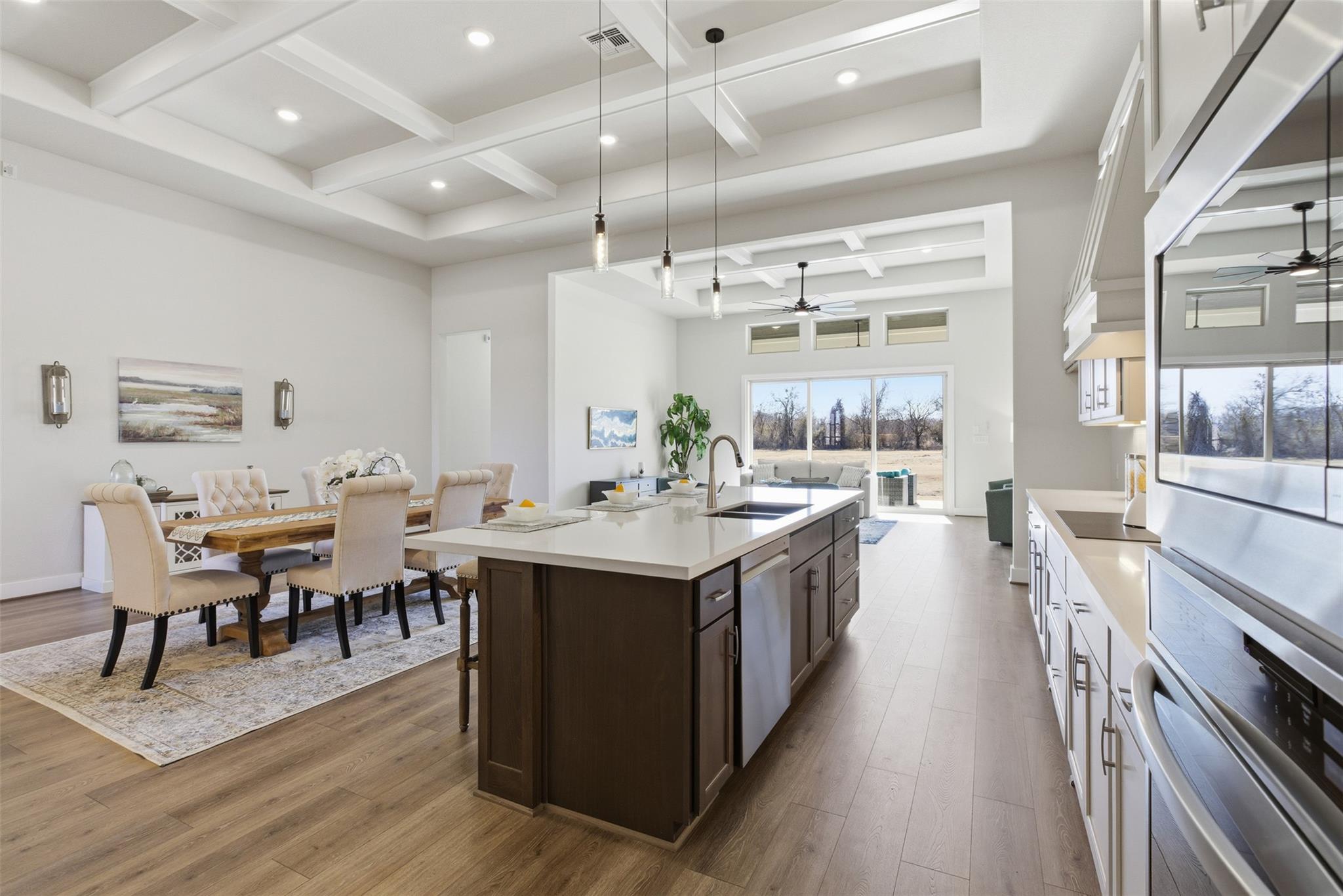 145 Twin Creekview LN