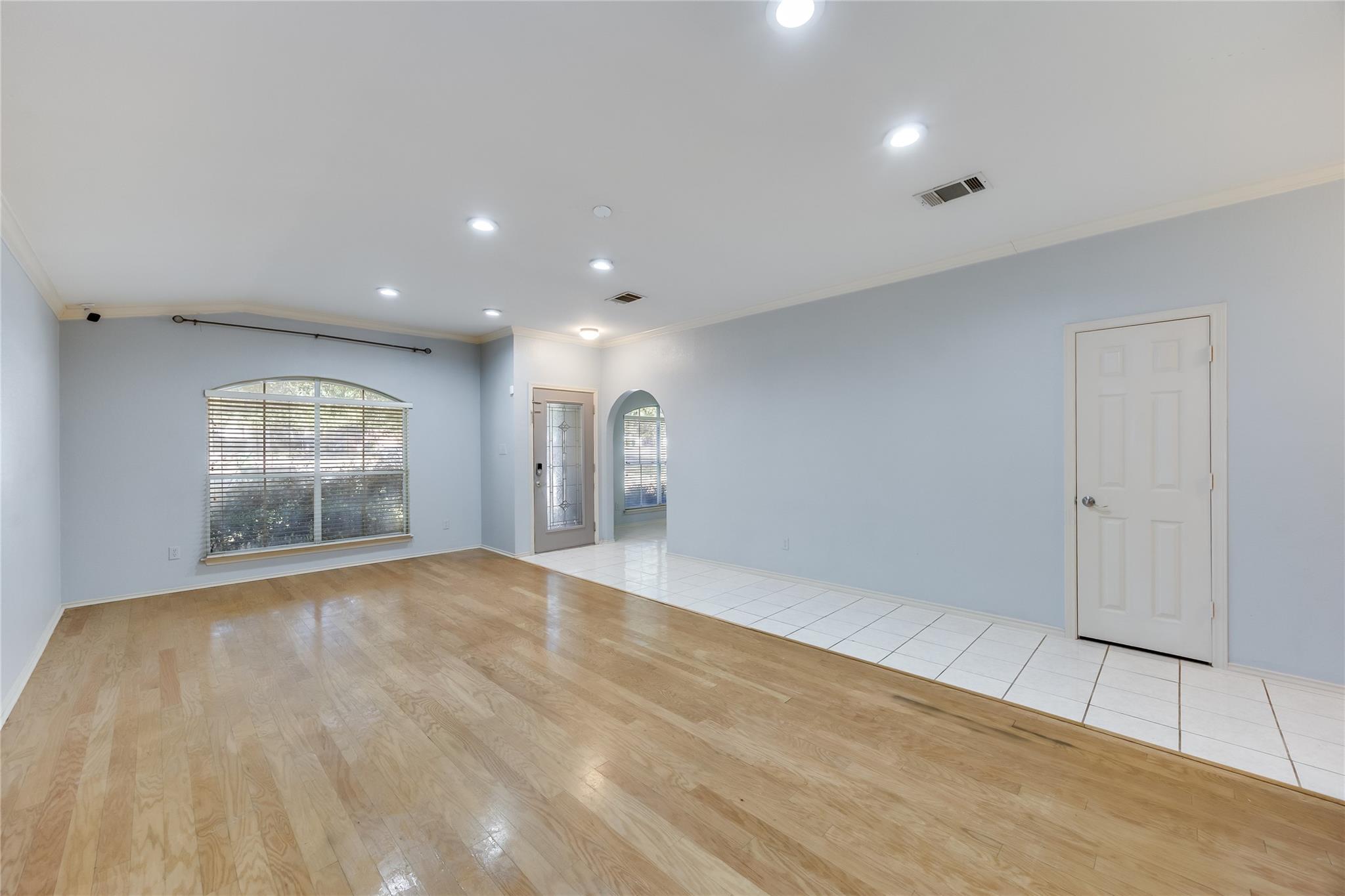 4103 Natural Bridge CT