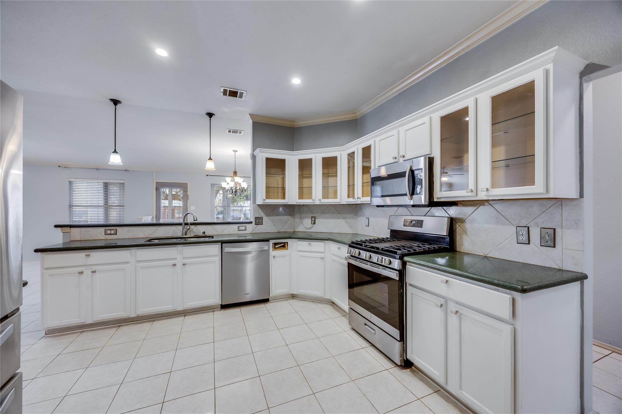 4103 Natural Bridge CT