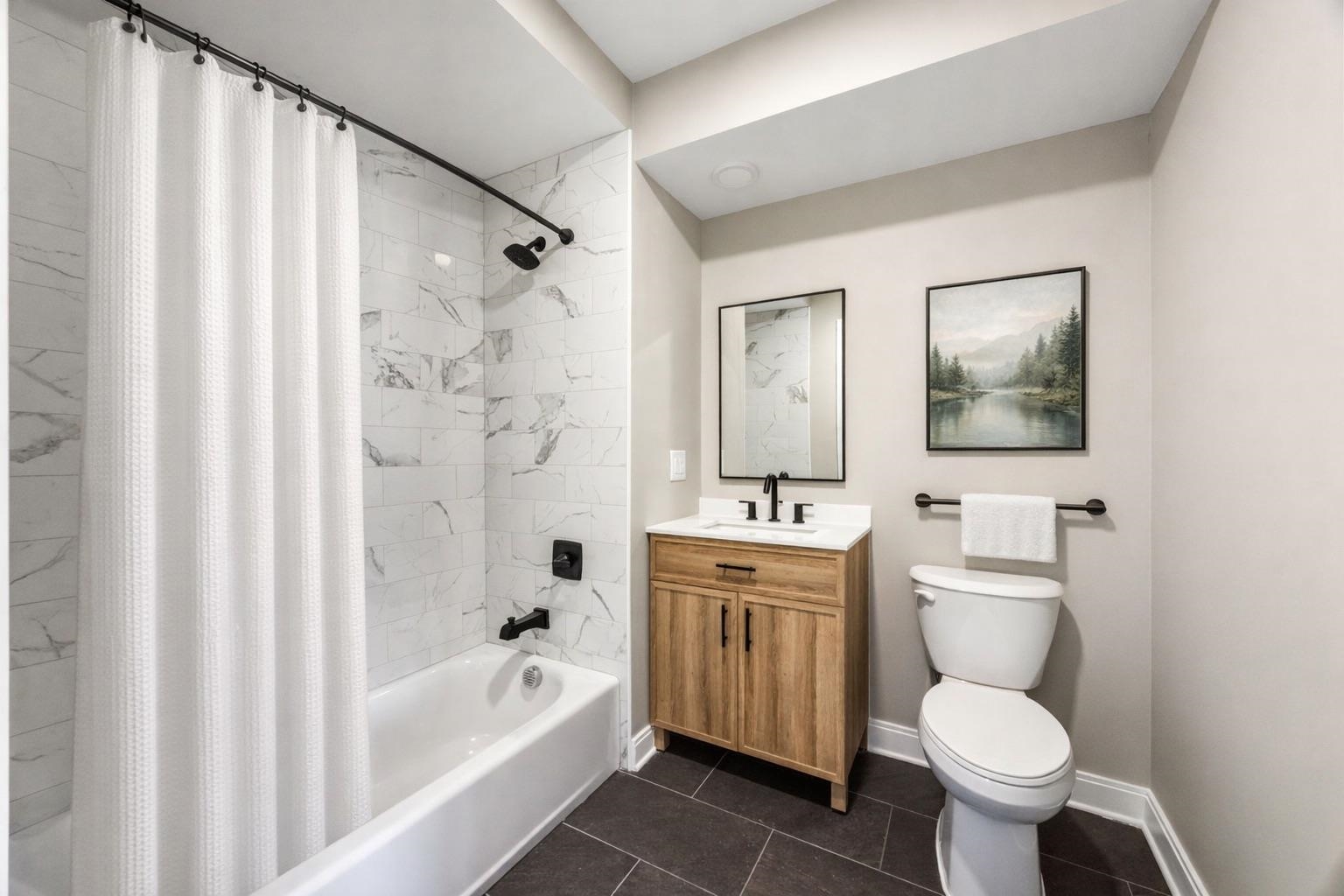 558 COMMUNIPAW AVE Unit: 501