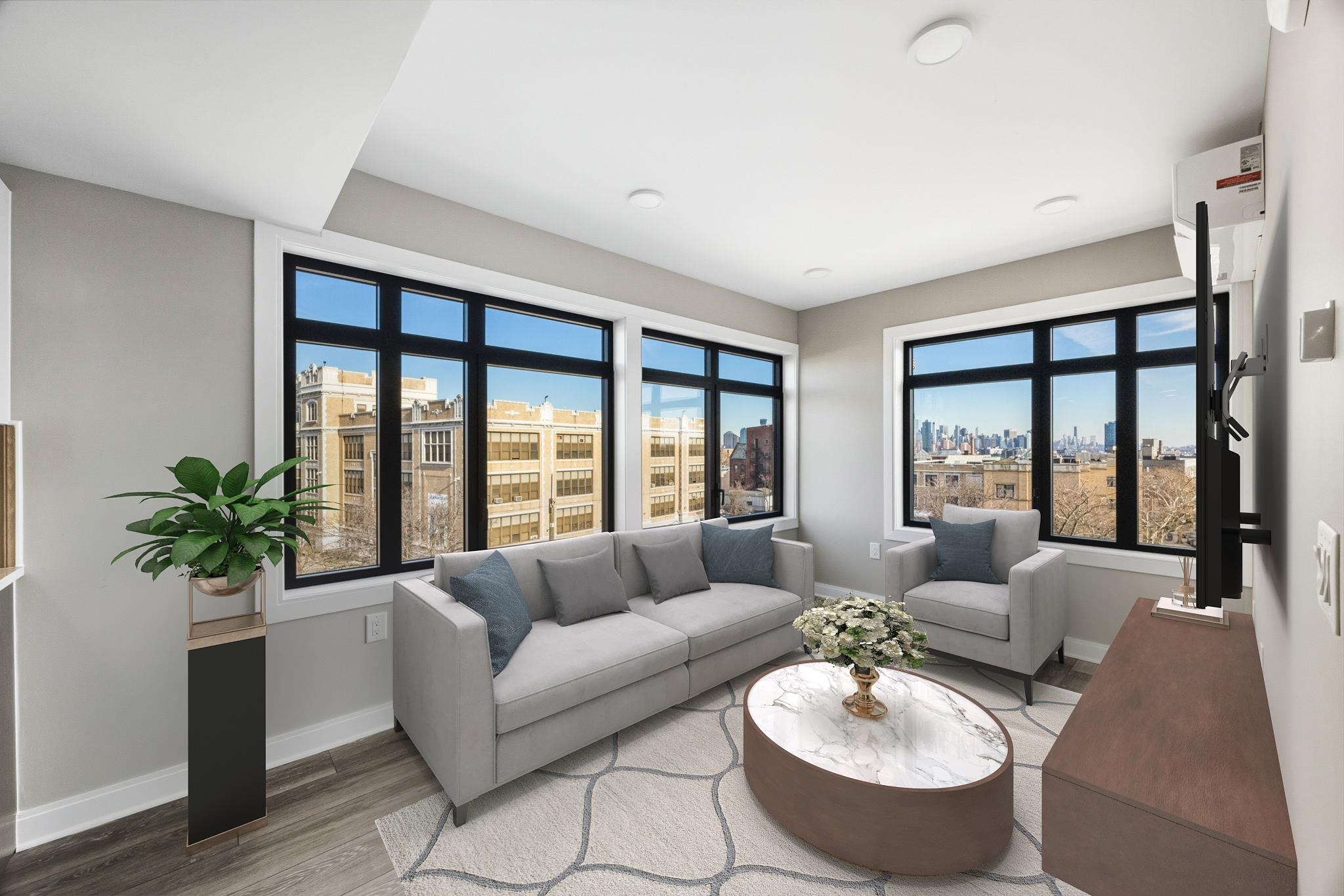 558 COMMUNIPAW AVE Unit: 301