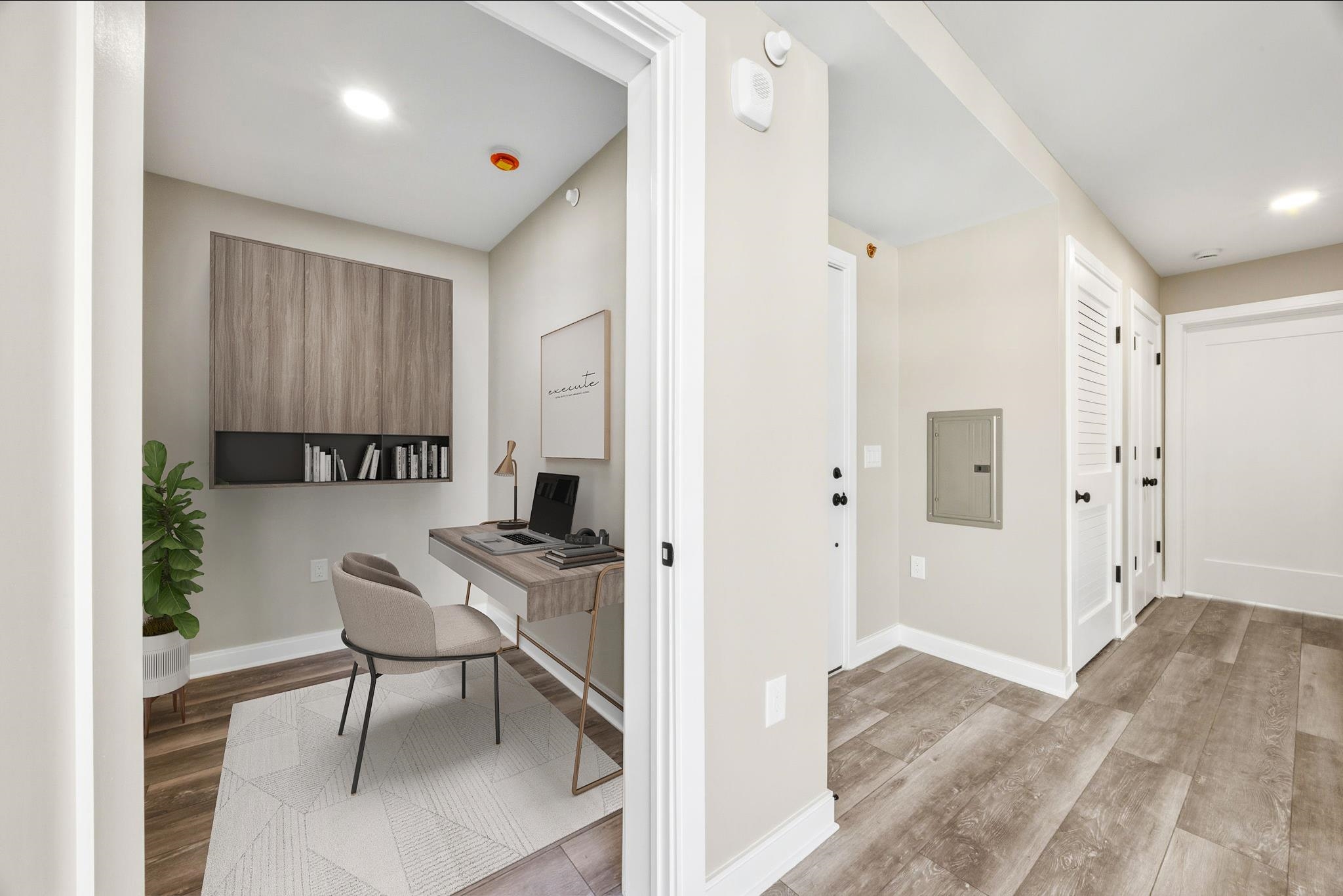 558 COMMUNIPAW AVE Unit: 502