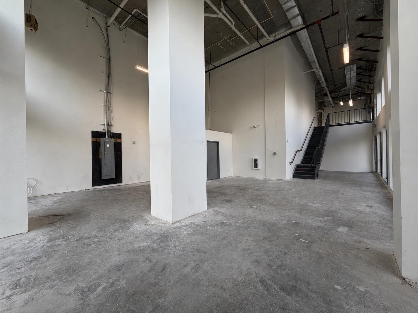 55 JORDAN AVE Unit: 2