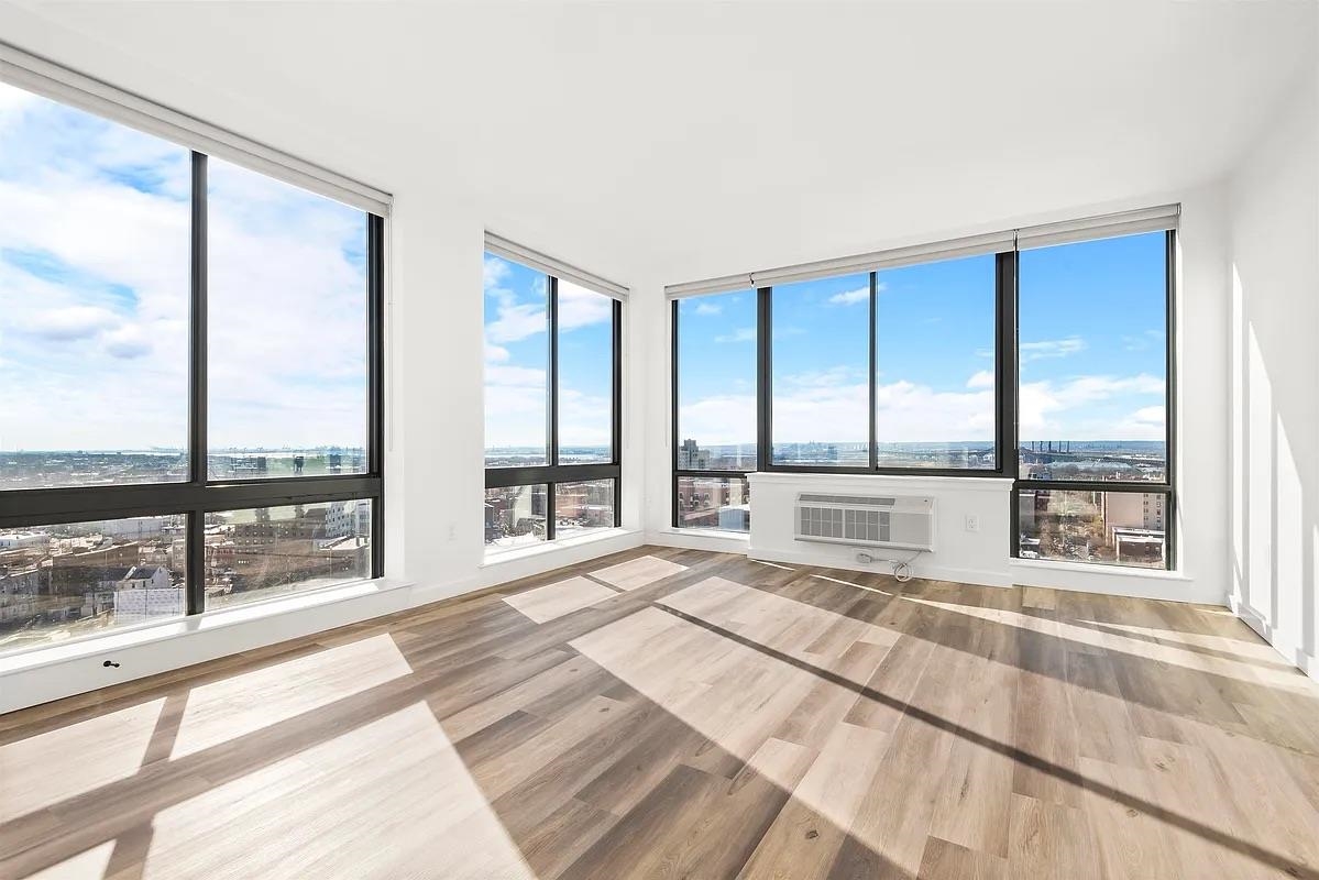 55 JORDAN AVE Unit: 1316