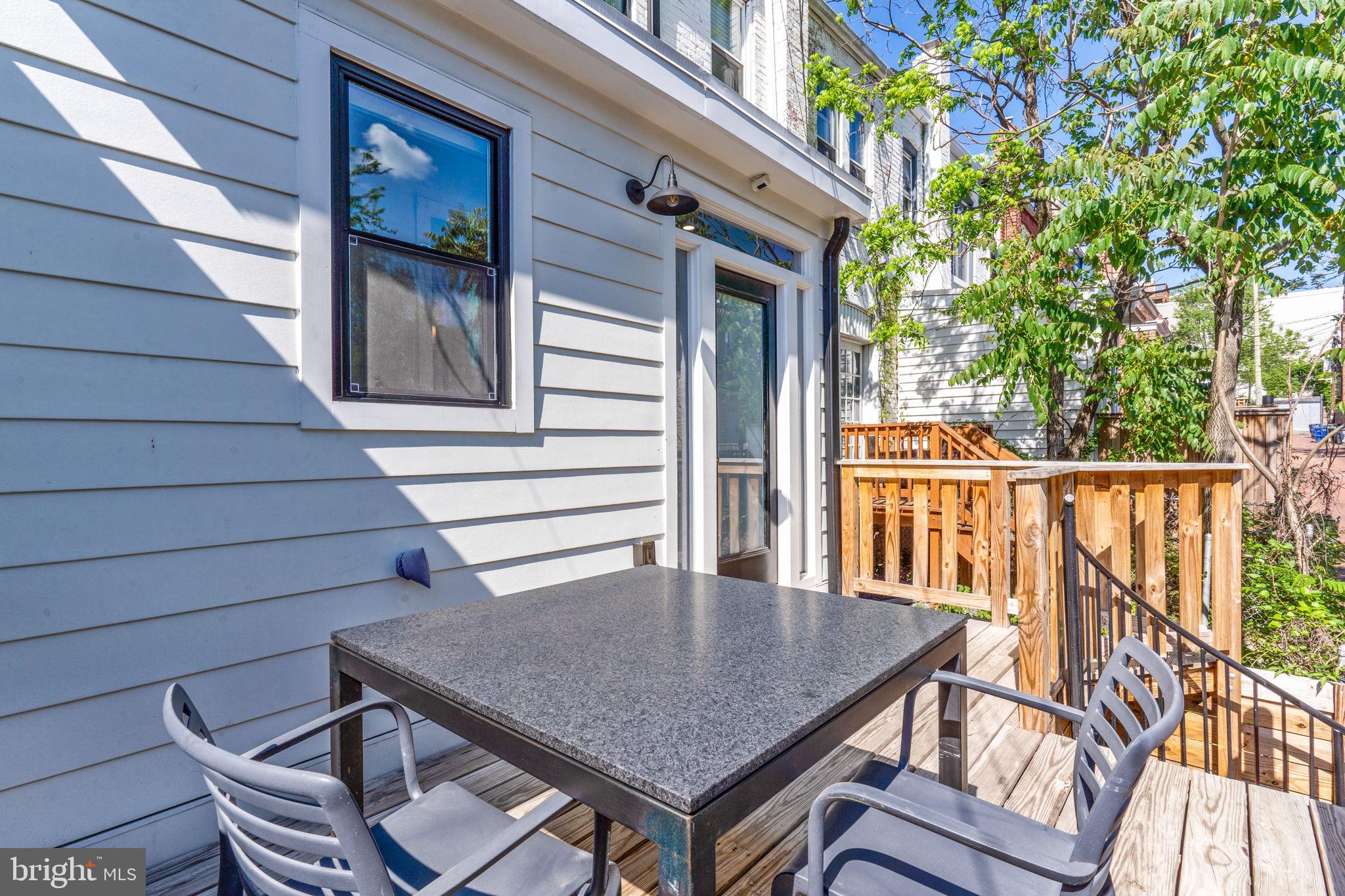 766 Columbia Rd NW