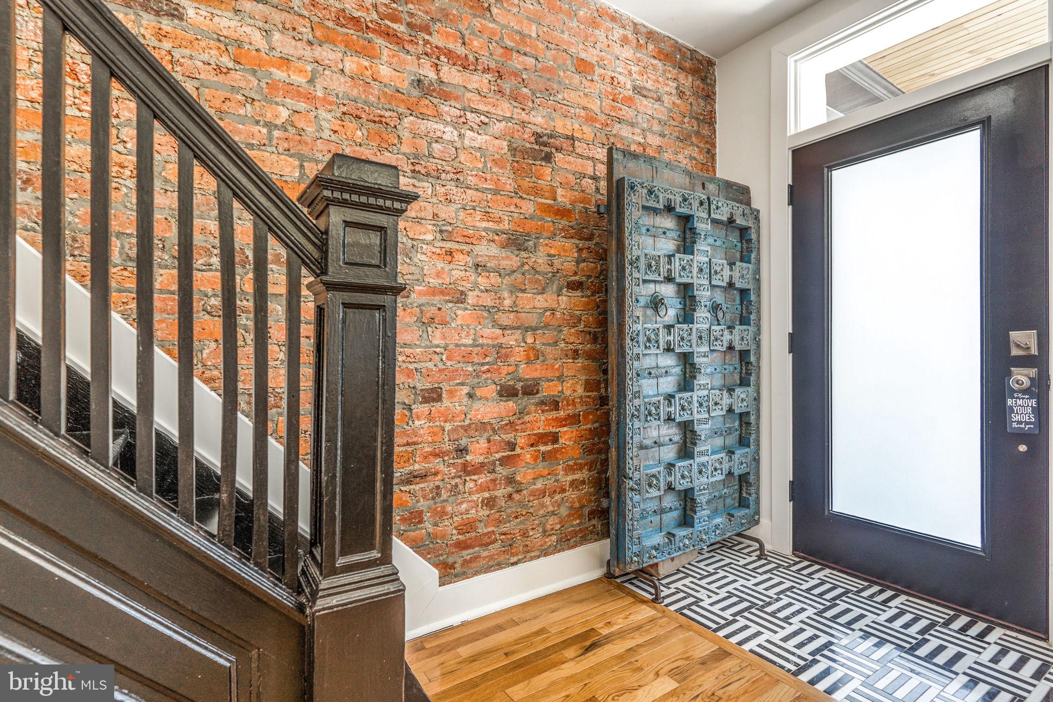 766 Columbia Rd NW