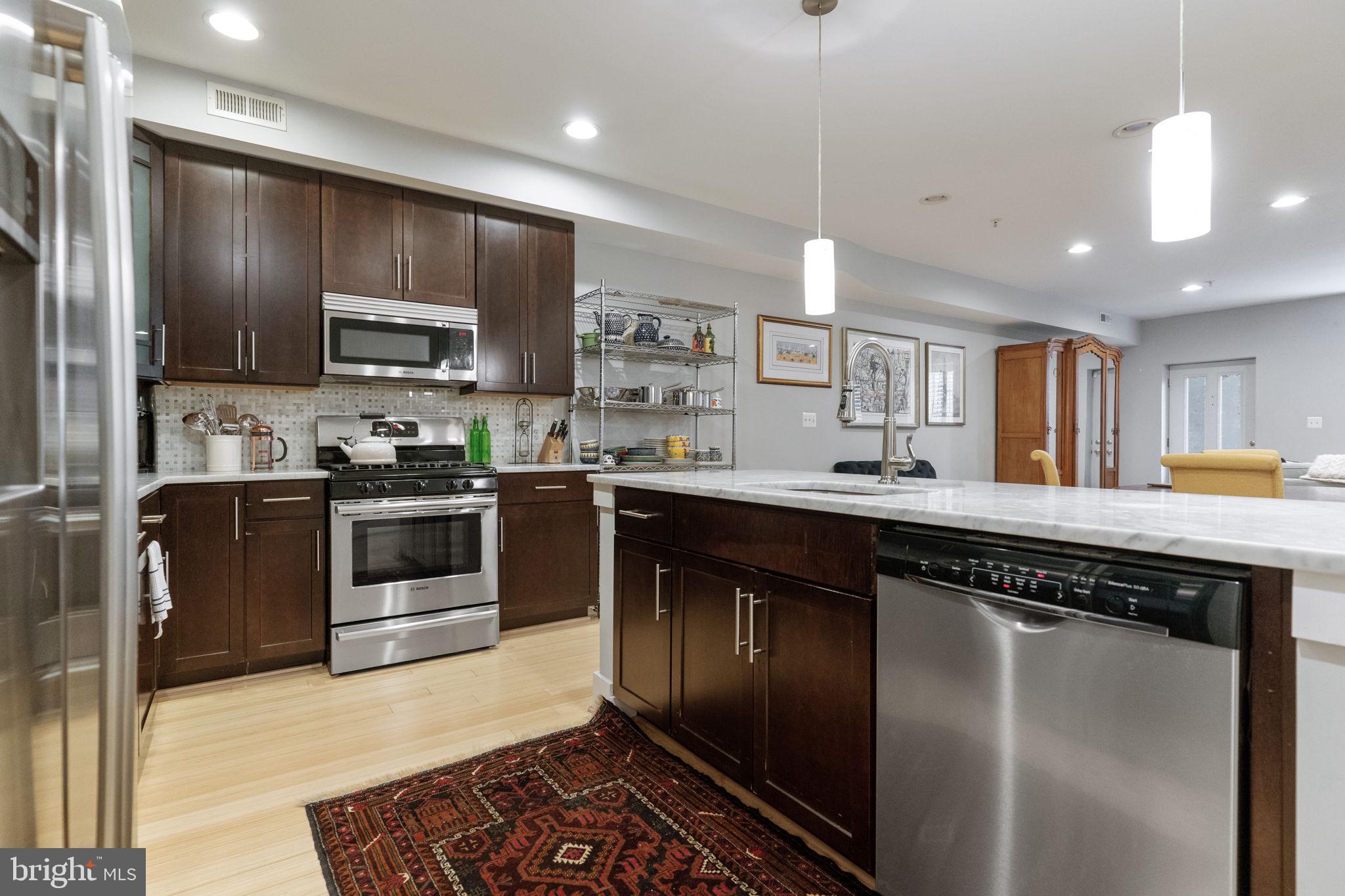 1202 Fairmont St NW #1