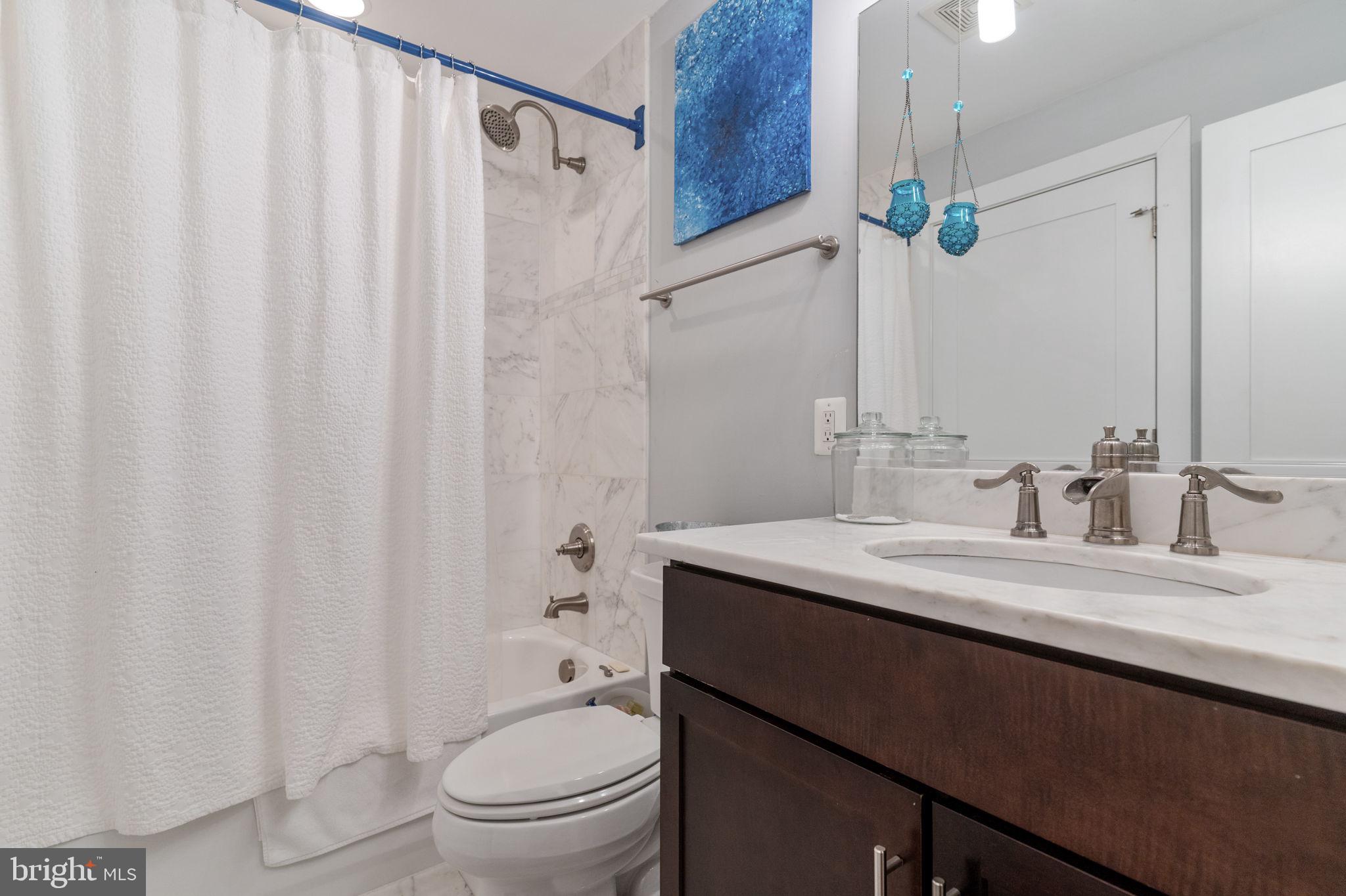 1202 Fairmont St NW #1