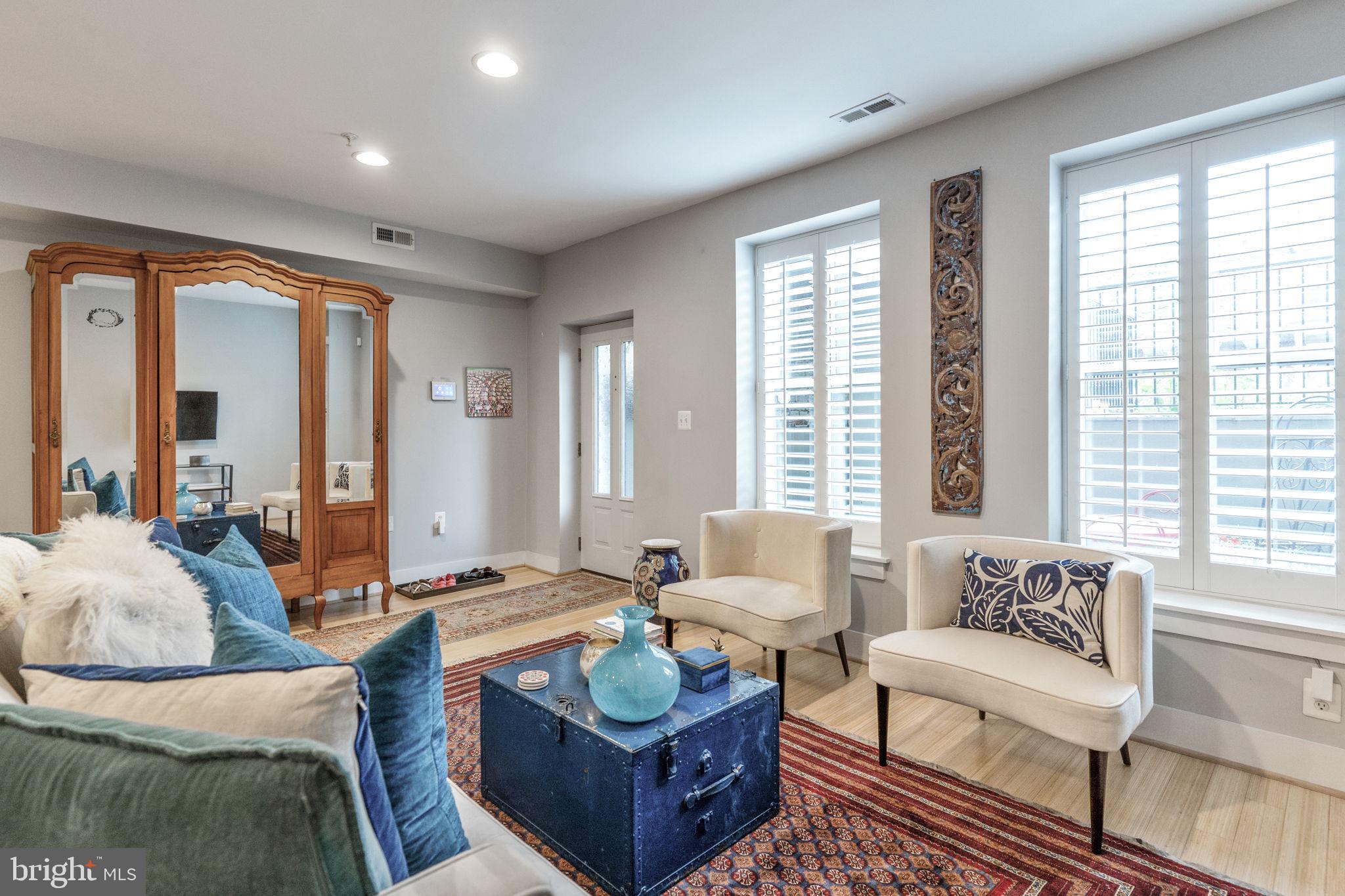 1202 Fairmont St NW #1