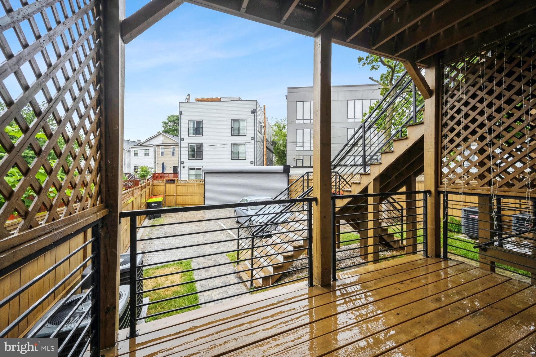 428 Evarts St NE #1