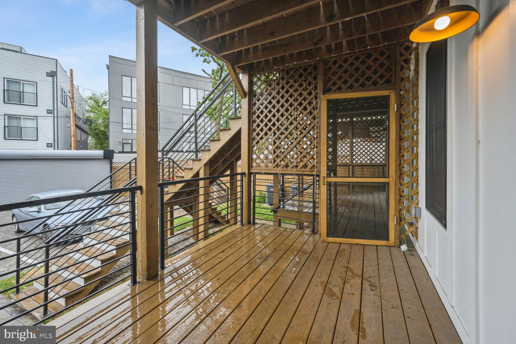 428 Evarts St NE #1