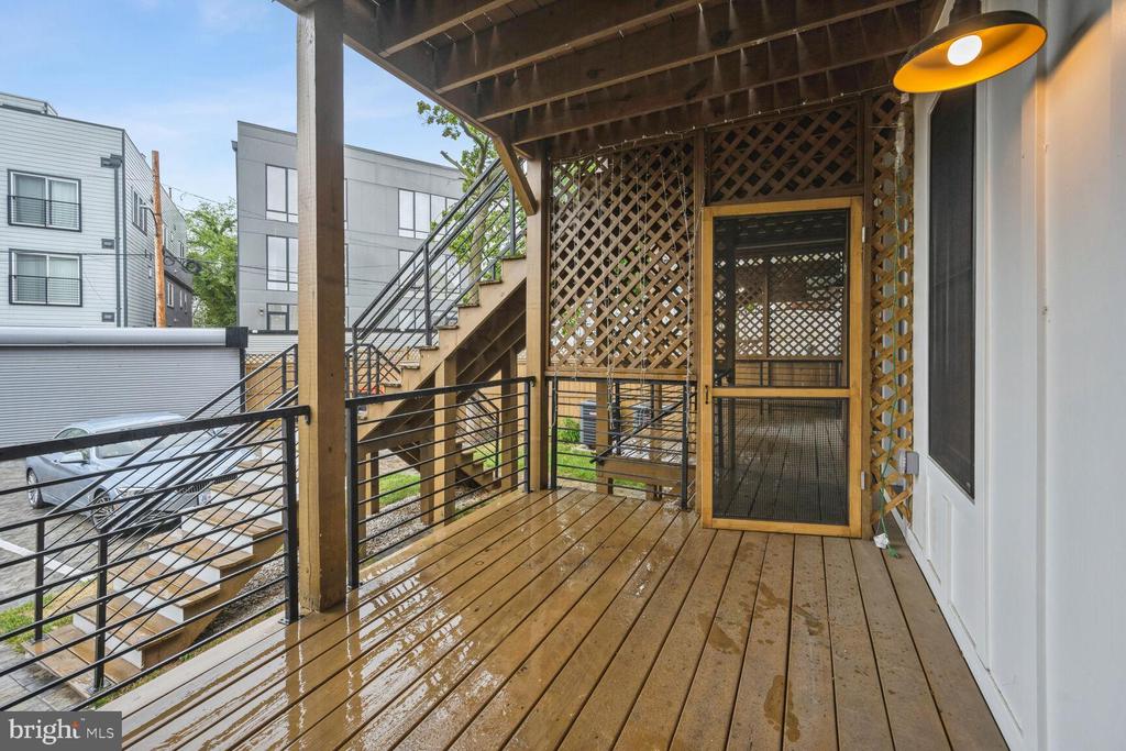428 Evarts St NE #1