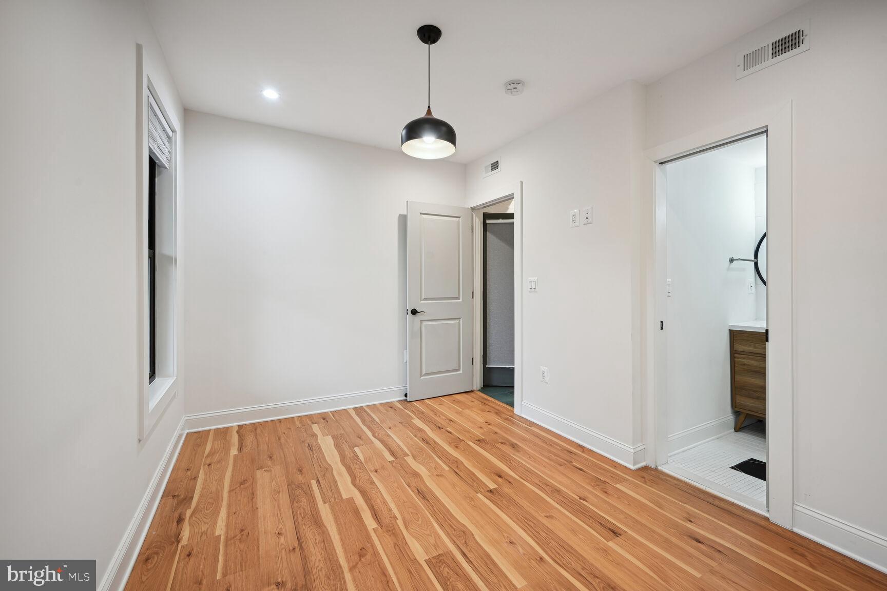 428 Evarts St NE #1