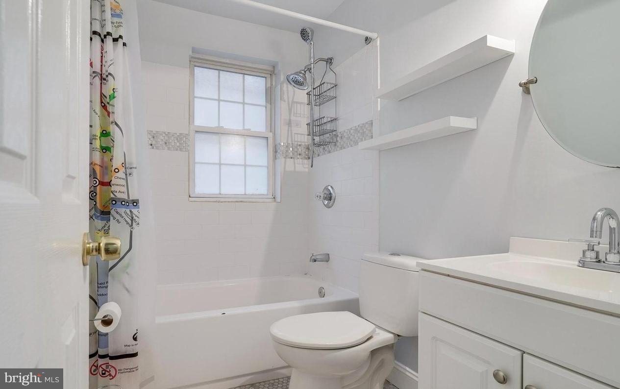 4200 Grant St NE #202