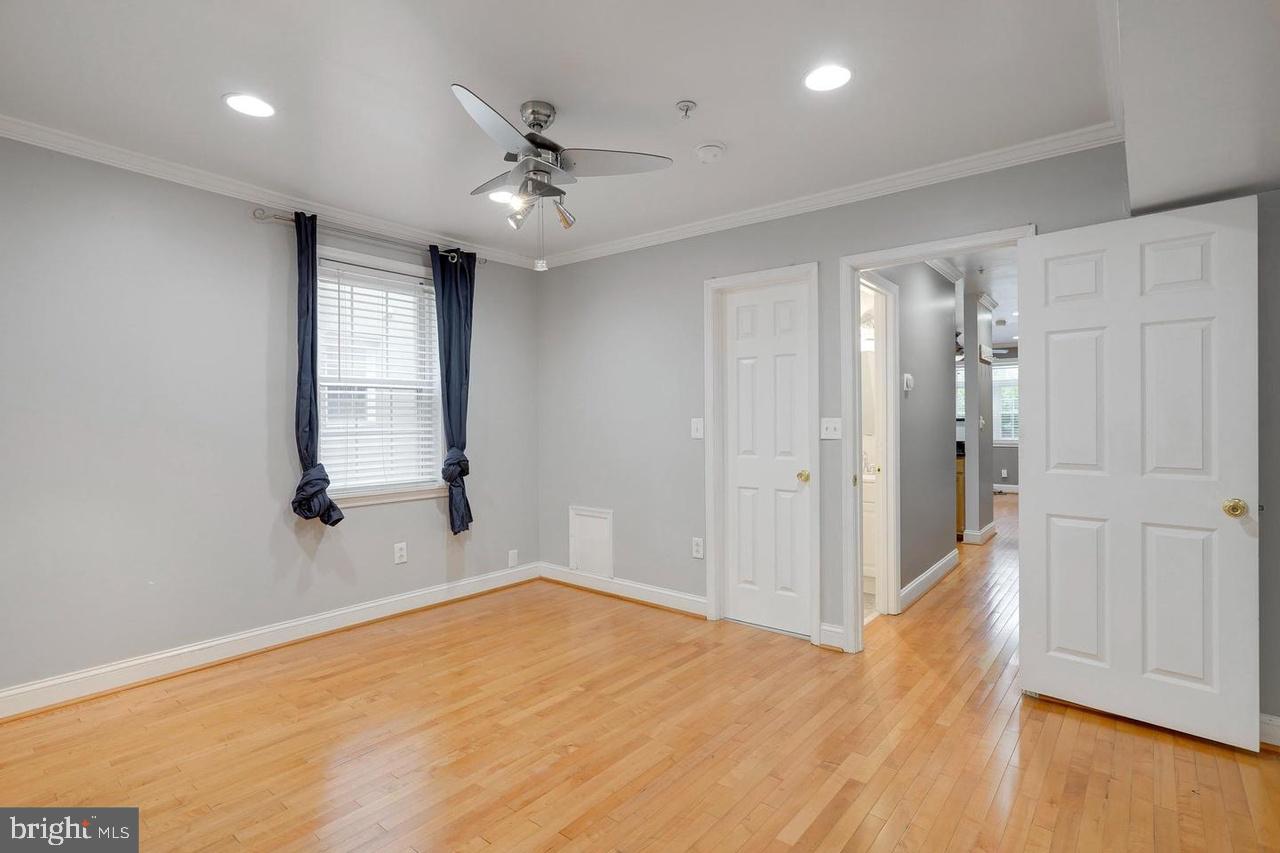 4200 Grant St NE #202
