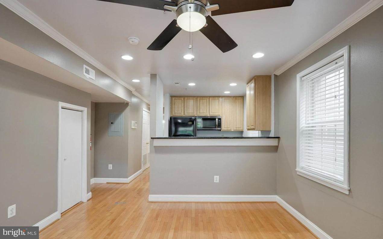 4200 Grant St NE #202
