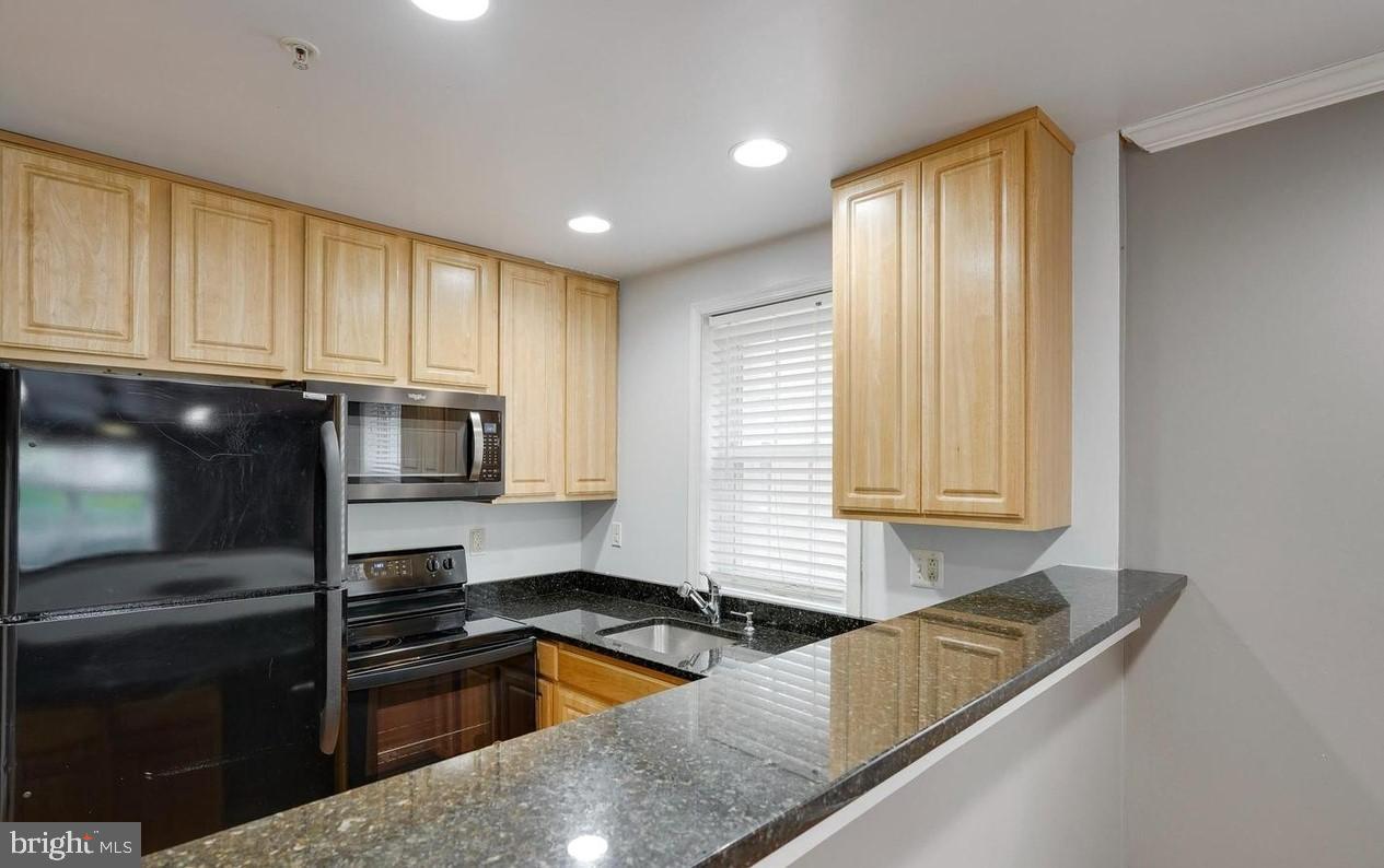 4200 Grant St NE #202