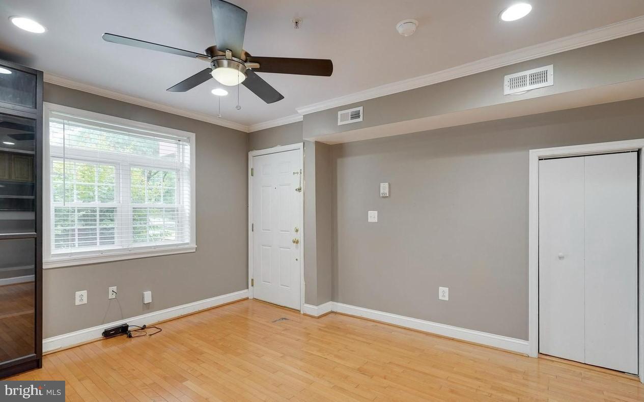 4200 Grant St NE #202
