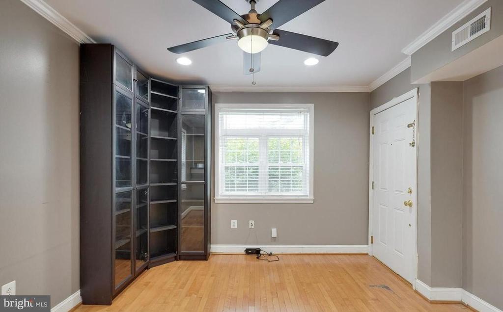4200 Grant St NE #202